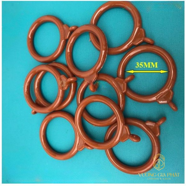 Khoen rèm cửa giả gỗ màu nâu