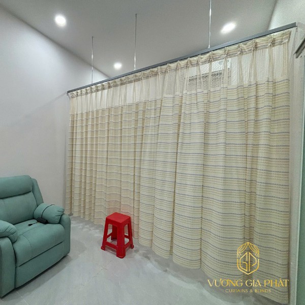 Rèm Y Tế Tư Nhân Sọc Màu Vàng
